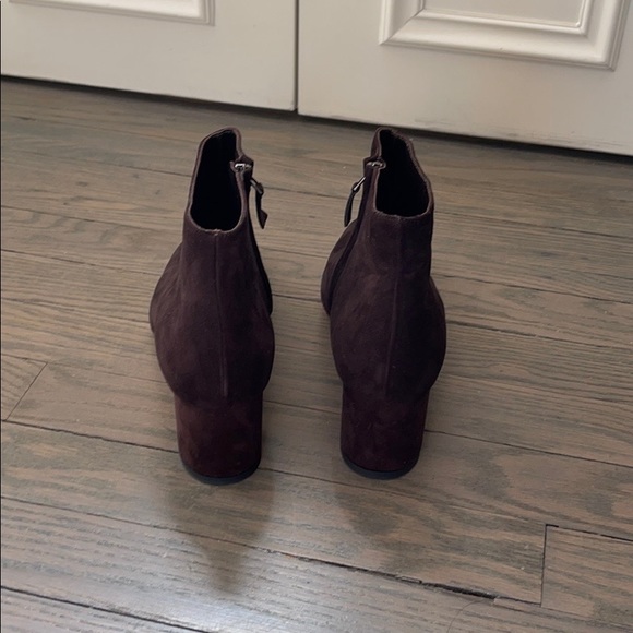 Manolo Blahnik Brown Suede Boots - Picture 4 of 4